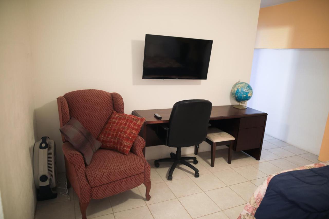 Playa Hermosa Inn At The Beach エンセナダ エクステリア 写真