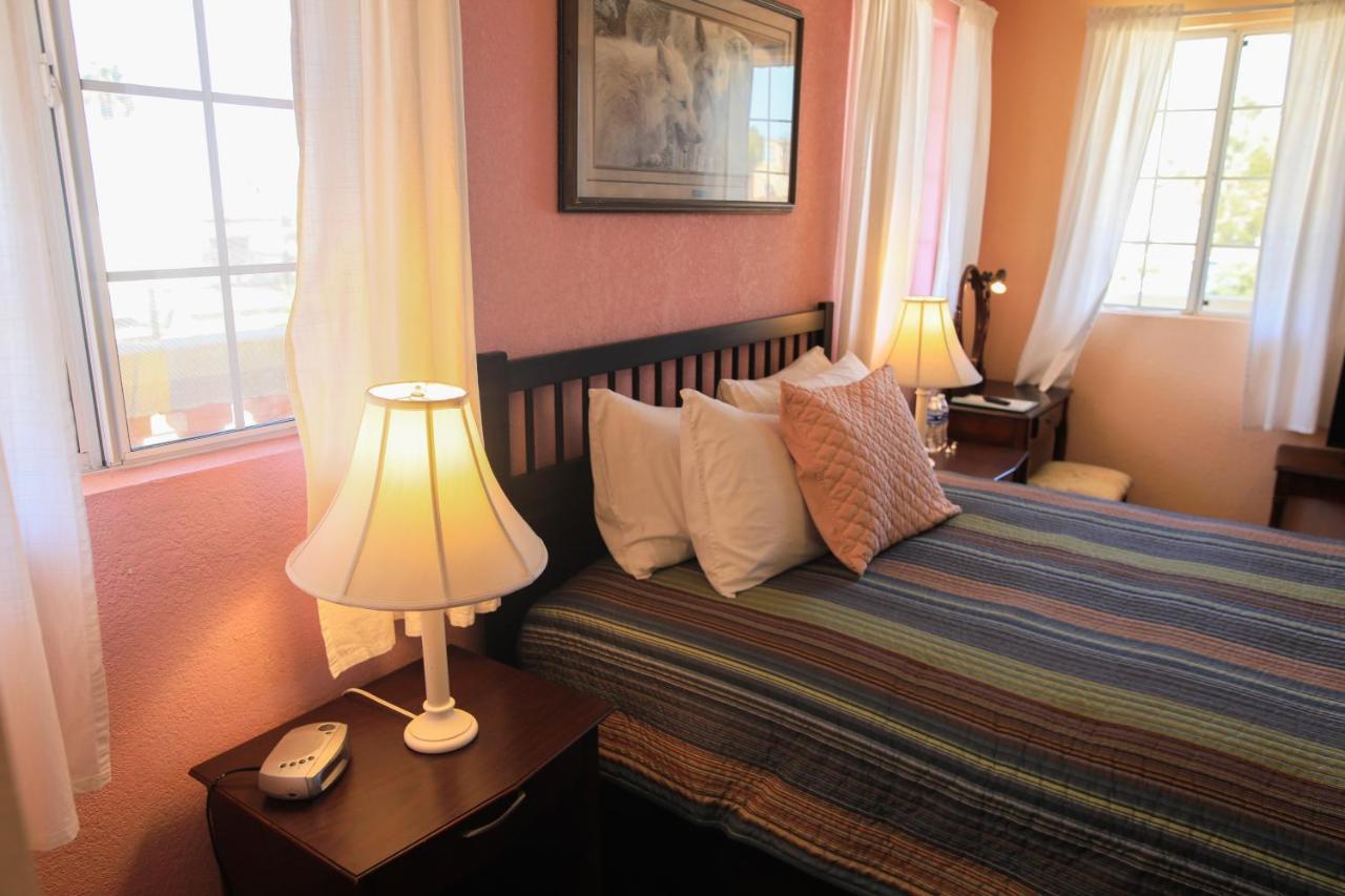 Playa Hermosa Inn At The Beach エンセナダ エクステリア 写真